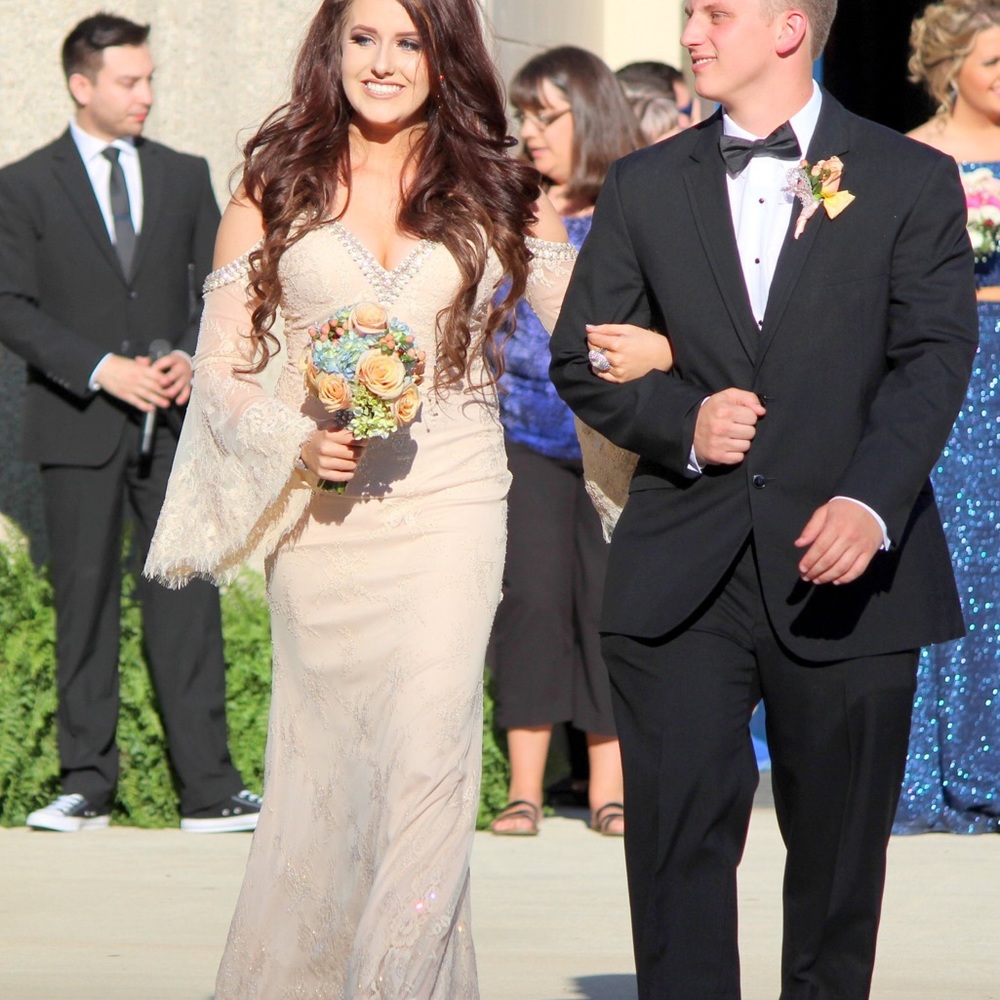 ‼️ PROM DRESS‼️ - Picture 5 of 5